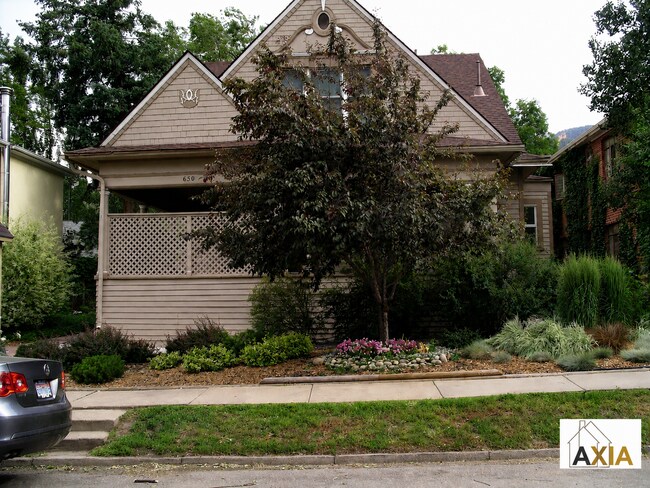 Building Photo - 650 Arapahoe Ave Unit 1