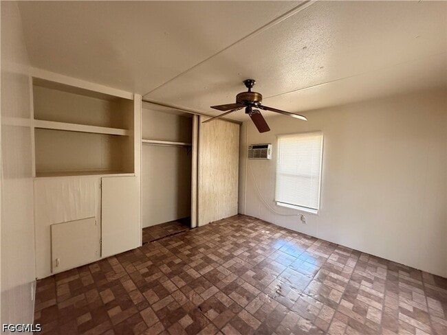 Building Photo - 8146 Tolles Dr