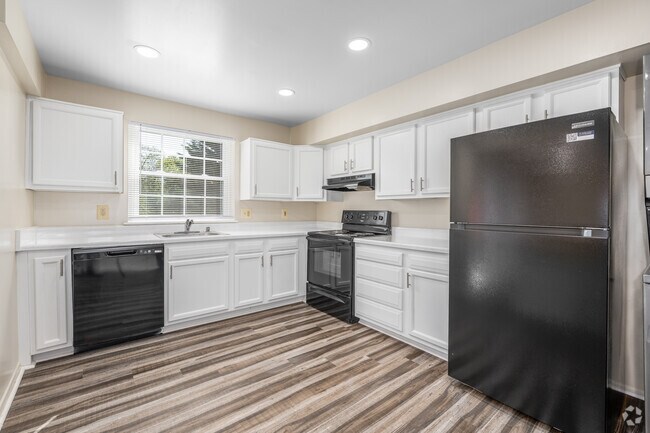 2BR, 2BA - 1,250SF - Kitchen