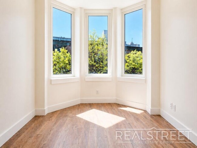 Photo - Rogers Avenue Unit 2B