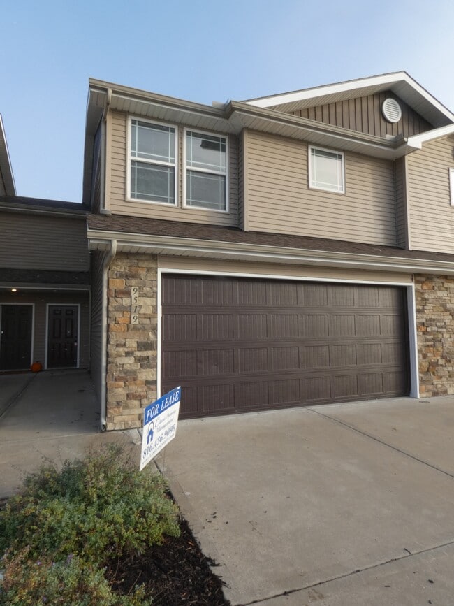 Building Photo - 9519 N Baltimore Ave