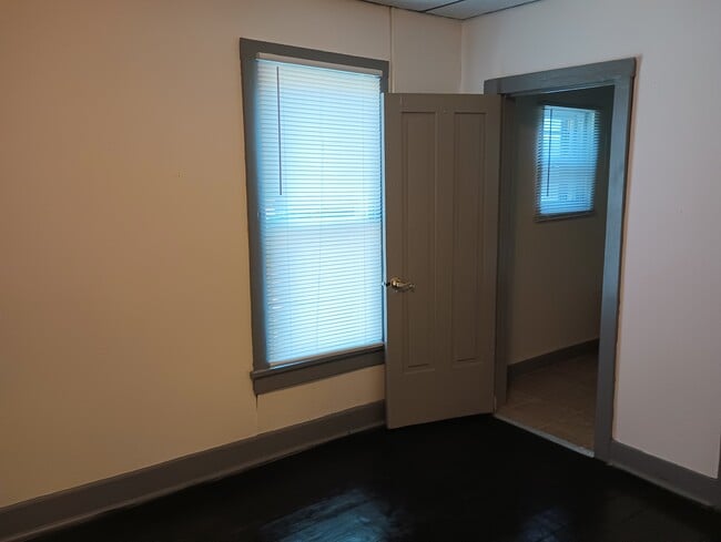 Entryway outside of bathroom - 126 1st St Unit 2