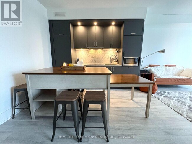 Photo - 480 Front St W Unité 912