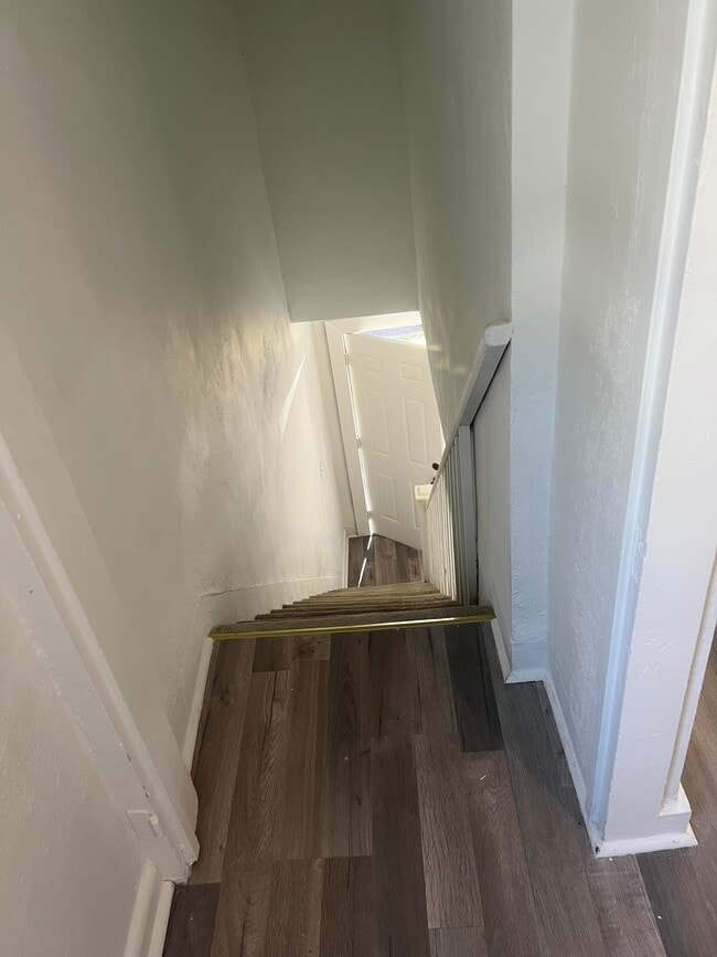 Photo - 852 A Ave