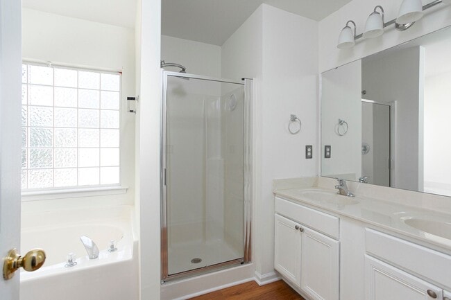 Photo - Nice house in SW Durham with fenced yard and scenic view!