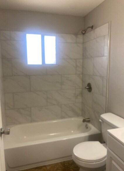 Photo - 2310 E Broadway Rd