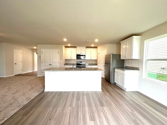 Photo - Beautiful 4BR/2.5BA Home in Charlotte!