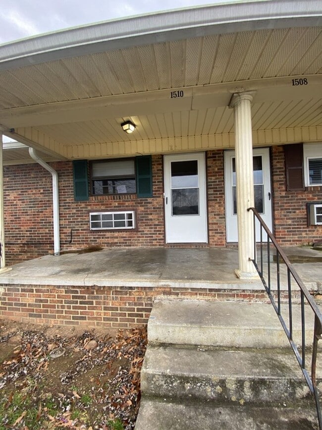 Photo - 1510 Taft St