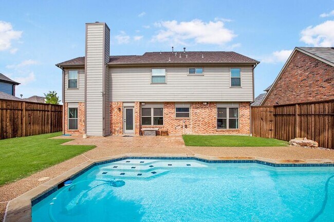 Photo - 8204 Tavaros Dr