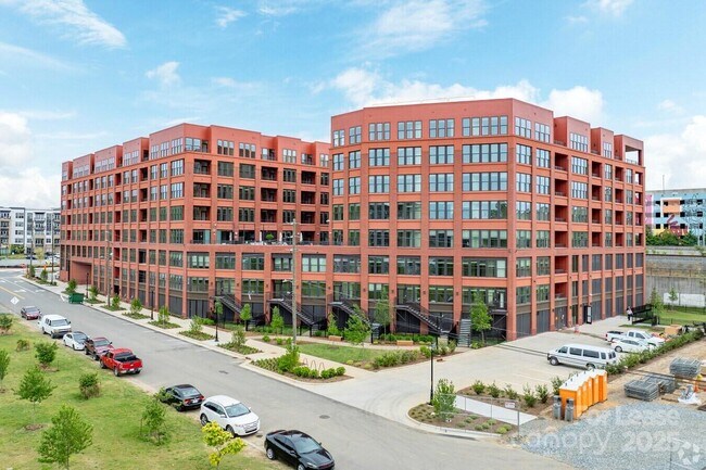 Photo - 300 E 36th St Apartment Unit B1