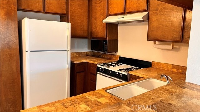 Photo - 14560 Clark St Unidad 204