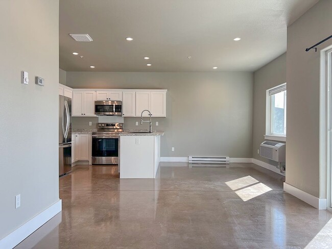 Photo - Pet Friendly 2 bed/ 1.5 bath unit at Soldier Ridge! Unit # 102