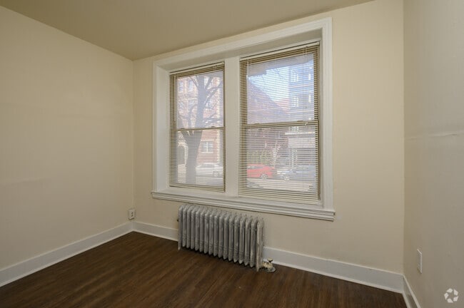 3BR, 1BA, -SF Bedroom 1 (4040 Baltimore Ave., B1)