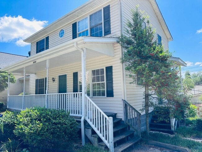 Building Photo - 3 Bedroom 2 Bath Duplex Rental