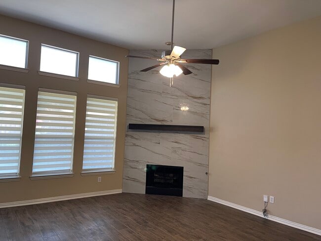 Photo - 1813 Angel Falls Dr