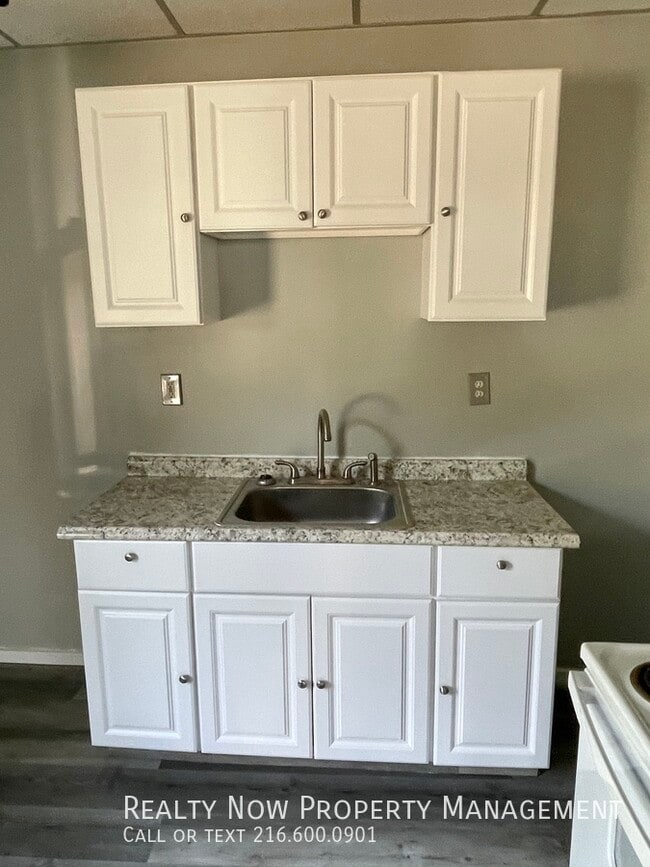 Photo - 2670 W 41st St Apartment Unit 1