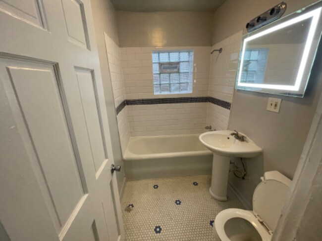 Photo - 6000 S Rockwell St Unit 1