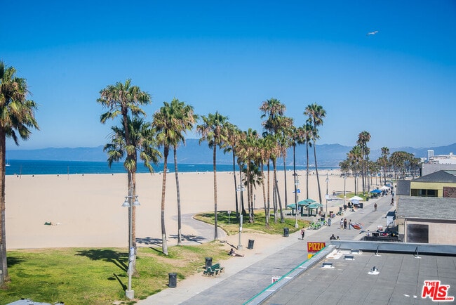 Photo - 8 Brooks Ave Unit 12