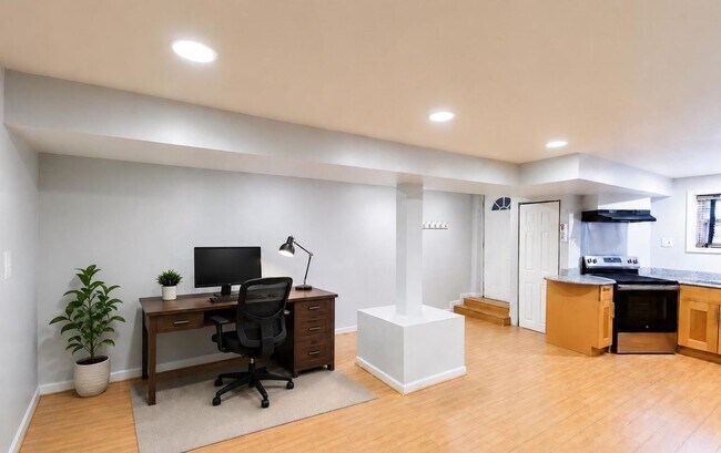 1437 East Capitol St SE Unit B