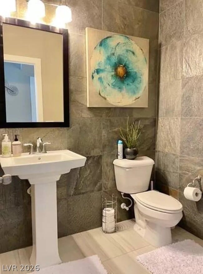 Photo - 6845 Black Ash St