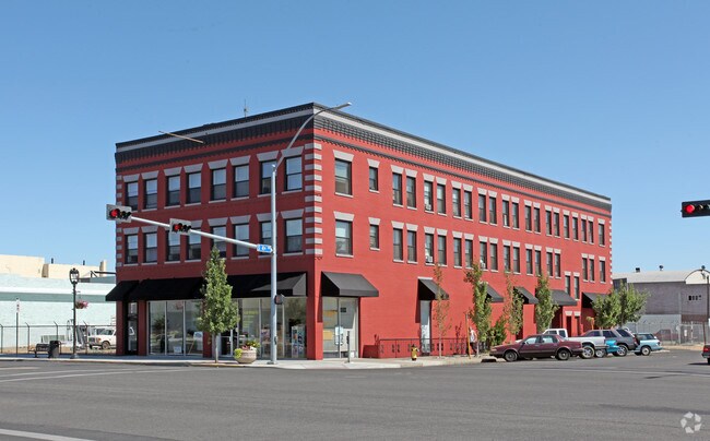 Photo - Savoy Apartments