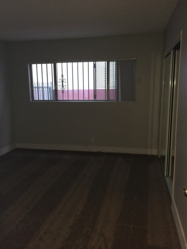3932 Sepulveda Blvd
