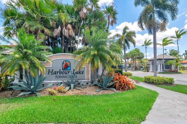 Building Photo - 2867 SW 125th Ave