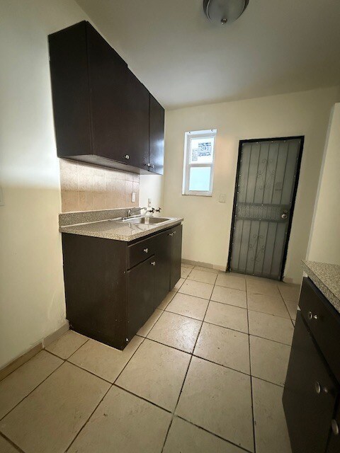Photo - 14620 Monroe St
