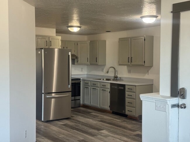 Photo - 108 E Madison Ave Unidad 108 E Madison