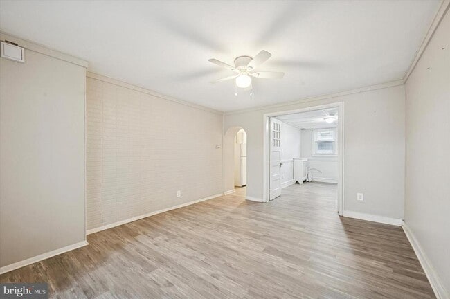 Photo - 6619 Guyer Ave