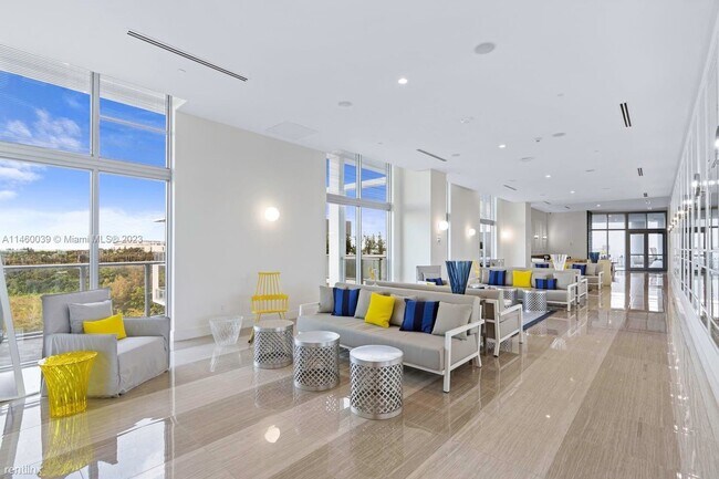 Photo - 2 br, 2 bath Condo - 2000 Metropica Way Ap... Unidad Apt 2507