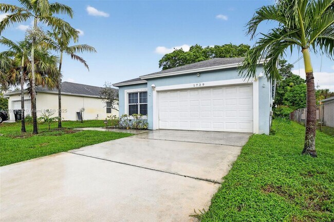 Photo - 1729 11th Ave N