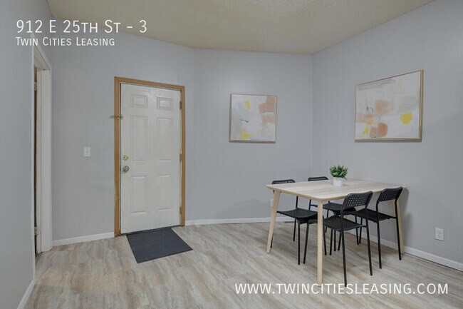 912 E 25th St Unit 3