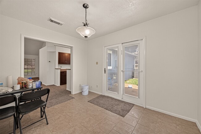 Photo - 2714 S Brompton Dr