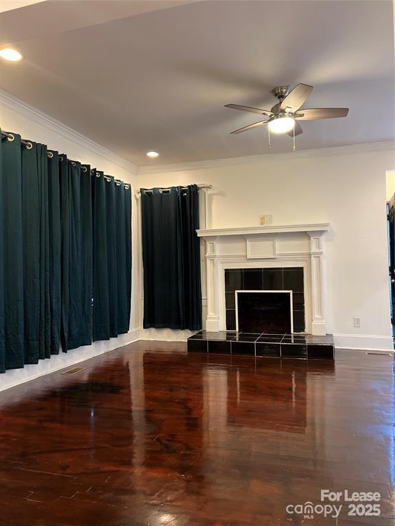 Photo - 424 Woodvale Pl