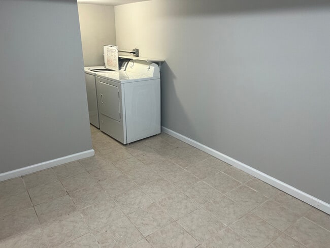 Photo - 15139 Beverly Dr Unidad A