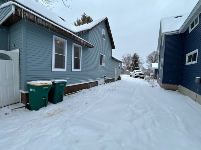 Photo - 2106 Thomas St