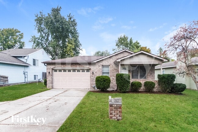 Building Photo - 2102 E Edgewood Ave