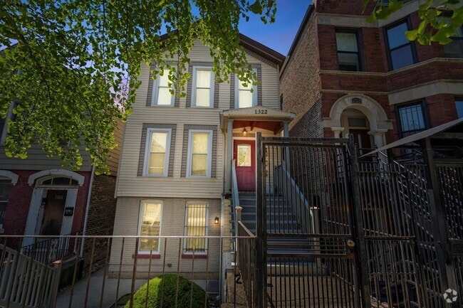 Building Photo - 1322 N Bosworth Ave Rental