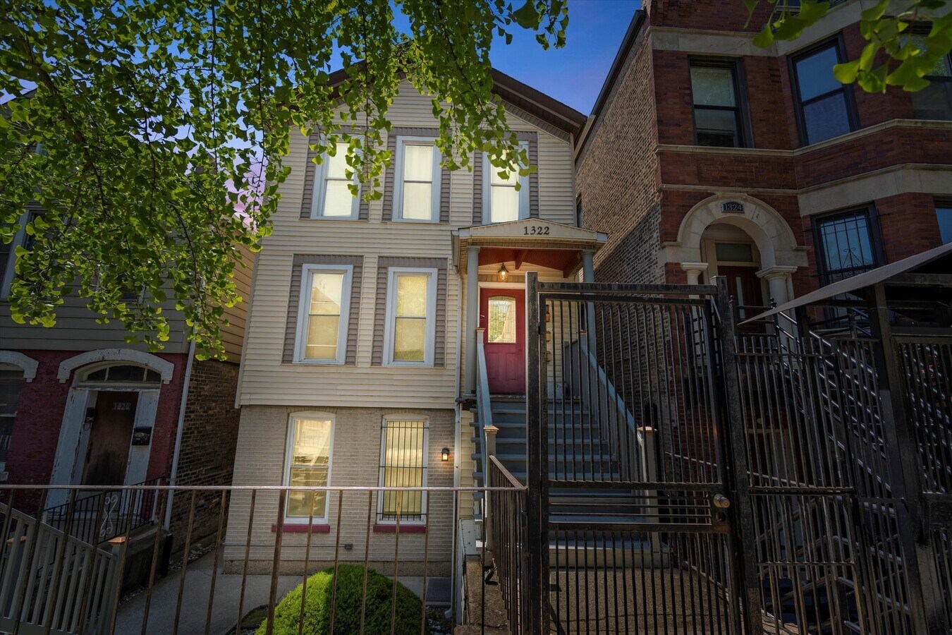 Photo - 1322 N Bosworth Ave House