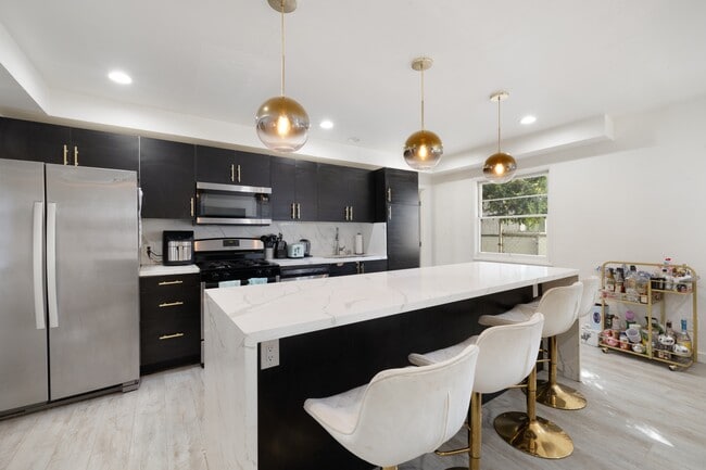 Photo - 6162 Mary Ln Dr