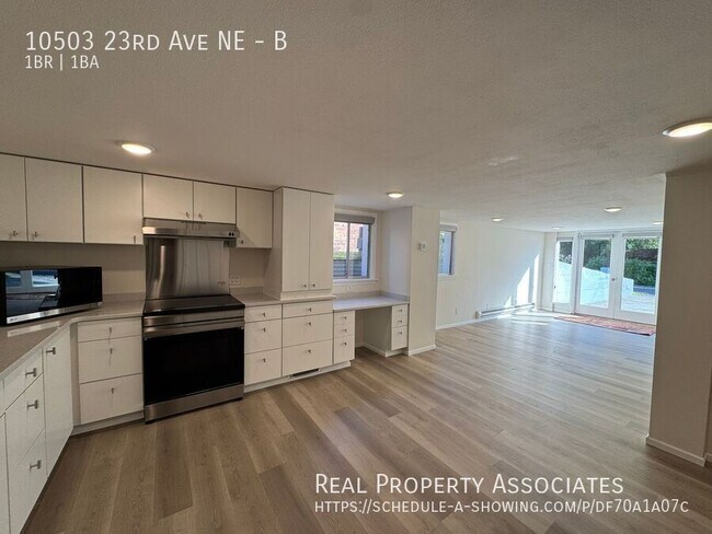 Building Photo - 10503 23rd Ave NE Unit B Rental
