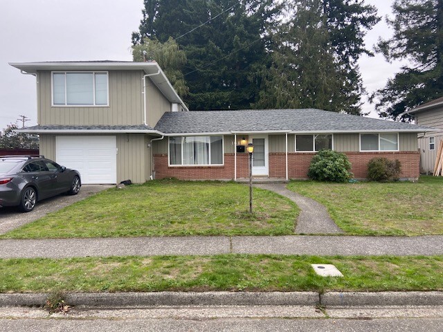 Building Photo - 1611 S Geiger St Rental