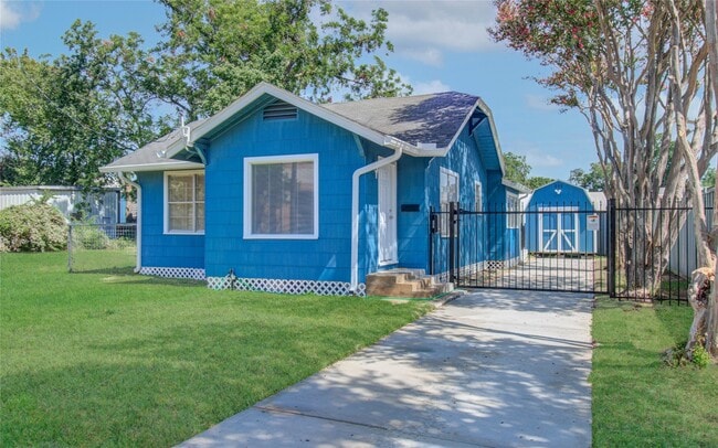 Photo - 1108 Kern St