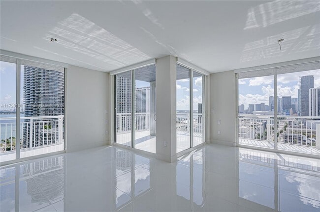 Photo - 275 NE 18th St Unit PH-07