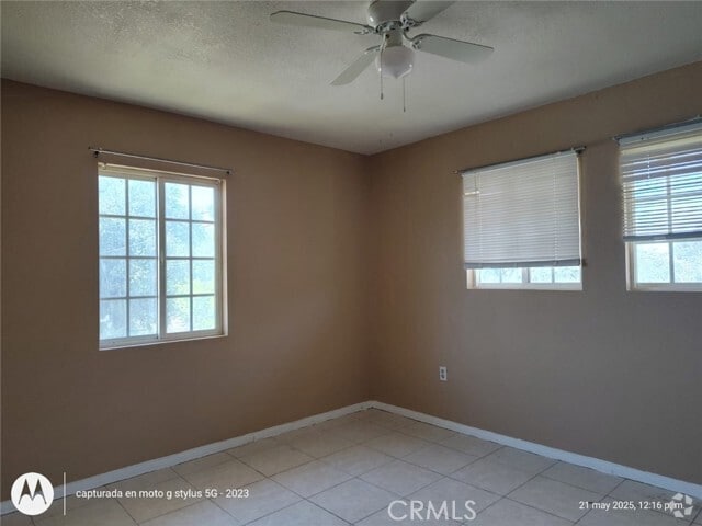 Building Photo - 437 W 17th St Rental