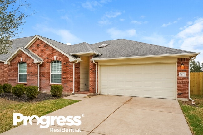 Building Photo - 7811 Iris Glen Ln