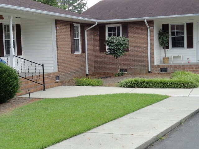 Photo - Hill Estates