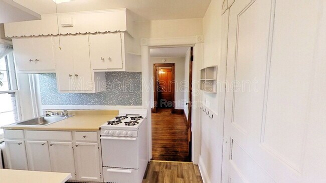 Photo - 583 Averill Ave Unit 3