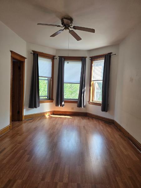 Photo - 931 W 31st St